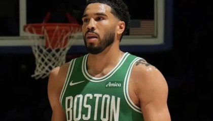 pg电子试玩入口-塔图姆30分11助5三分，队史季后赛砍下30分10助5三分第一人