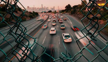 体育电竞网：让体育与电竞在同一个屏幕上激活热血